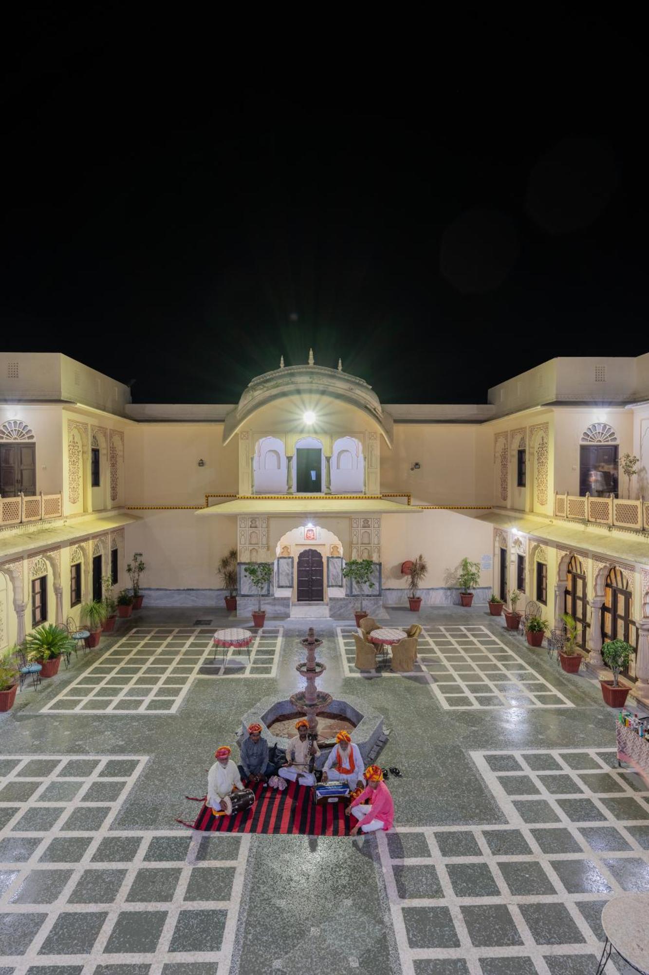 Dhulagarh Heritage Palace Hotel Near Jaipur Banskhoh Экстерьер фото