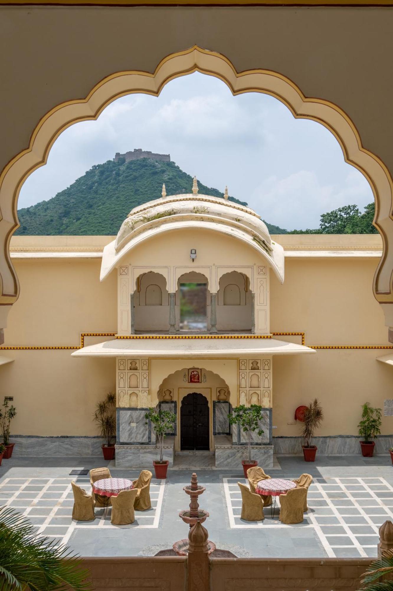 Dhulagarh Heritage Palace Hotel Near Jaipur Banskhoh Экстерьер фото